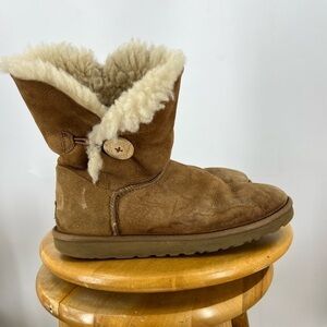 UGGs bailey button classic boot 9